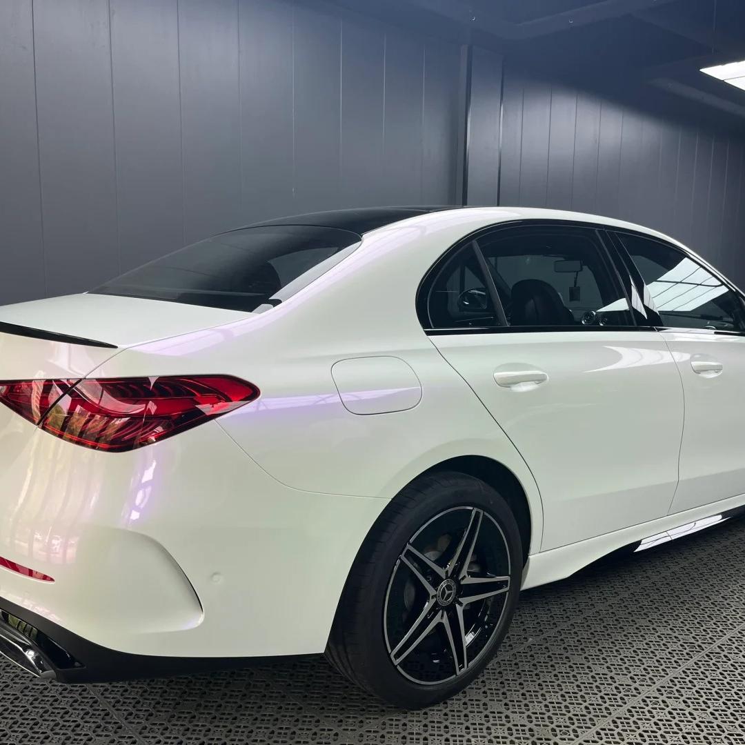 Gloss Chameleon Purple White Car Vinyl Wrap PET review Chameleon 02