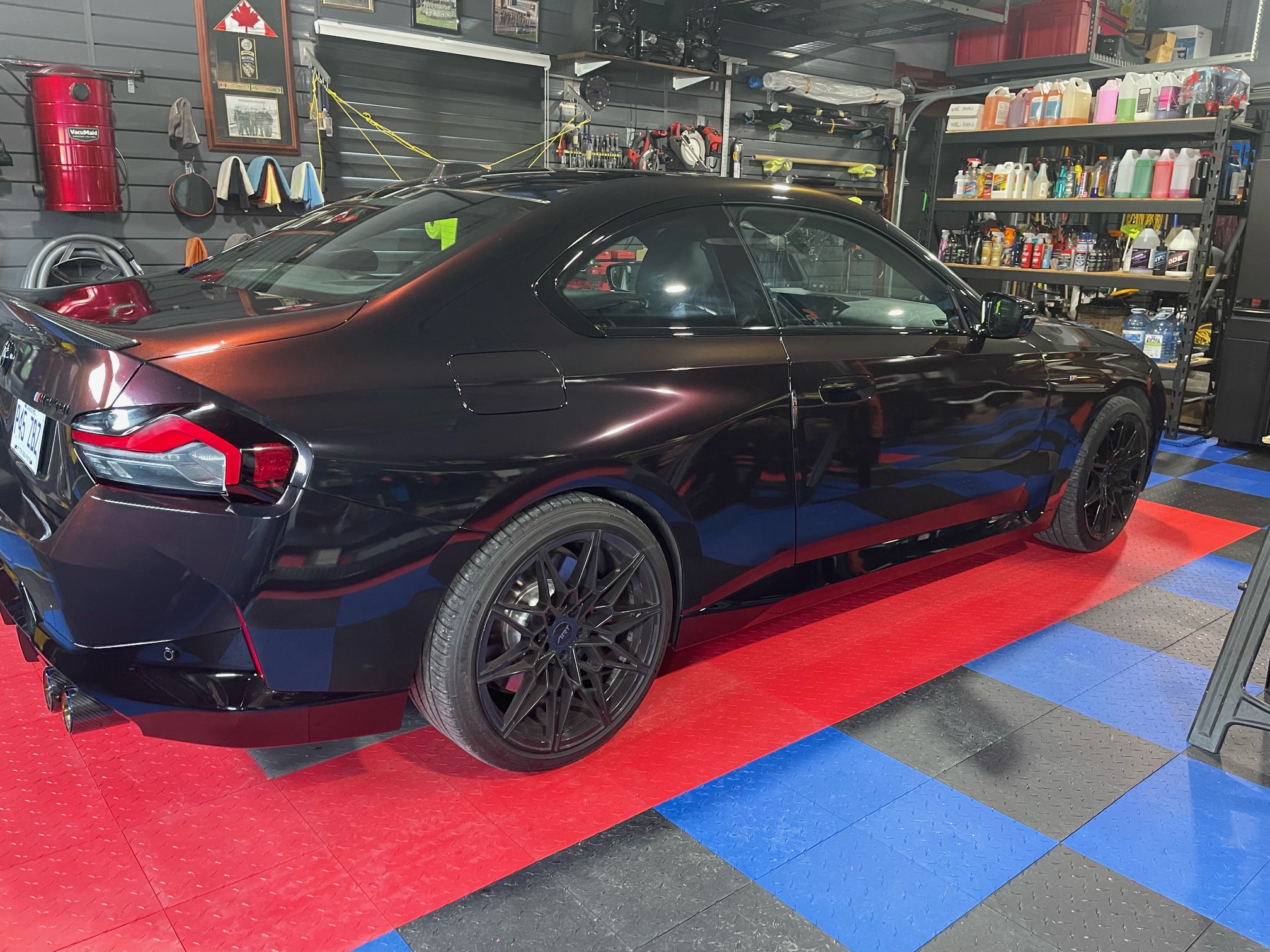Gloss Diamond Chameleon Black Red Vinyl Wrap review Québec 03