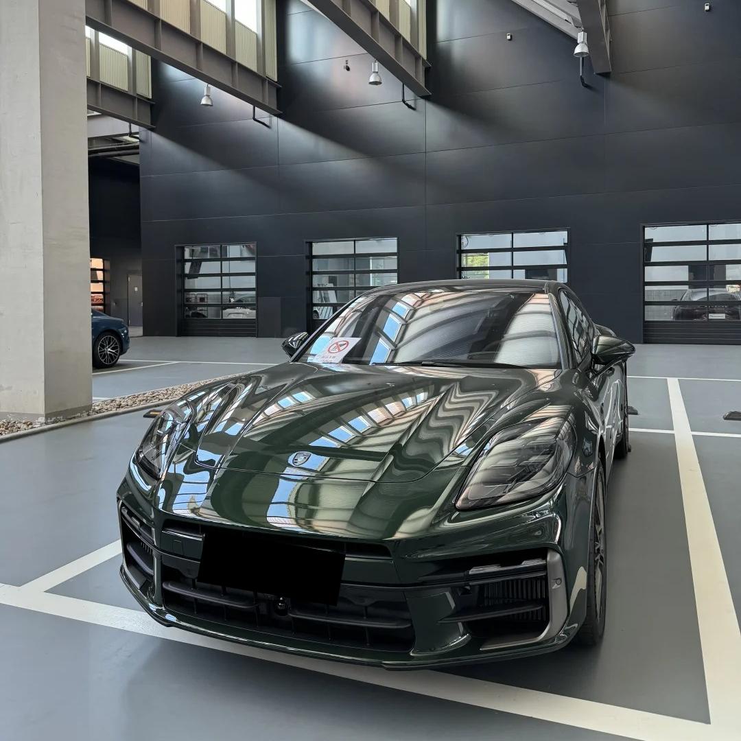 Gloss Metallic Oak Green Car Vinyl Wrap Porsche PET review Green 03