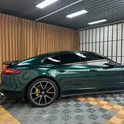 Gloss British Racing Green Car Vinyl Wrap review Racing 03