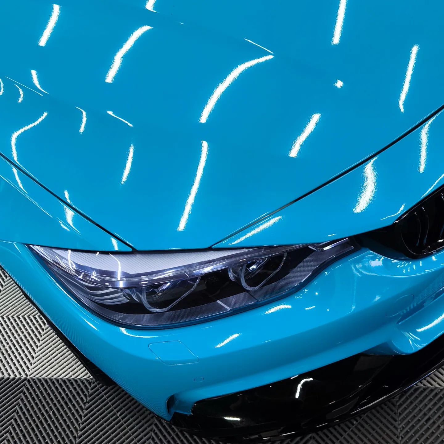 Gloss Miami Blue Car Vinyl Wrap Porsche PET review NCW 02