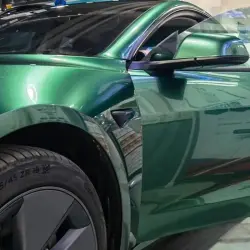 Gloss Metallic Emerald Green Car Vinyl Wrap PET review Nervous 02