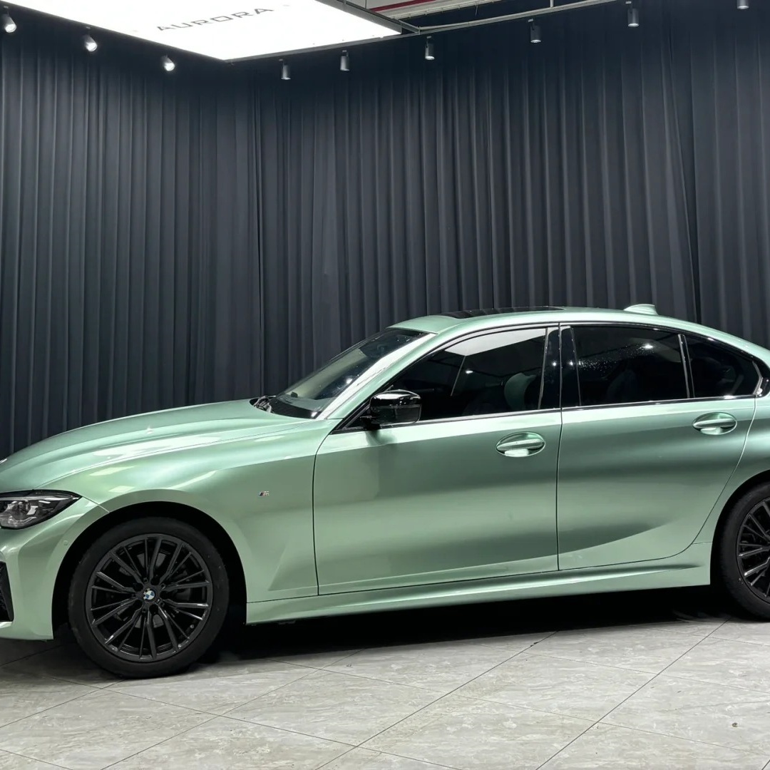 Gloss Metallic Francesca Green Car Vinyl Wrap Ferrari PET review Surface 01