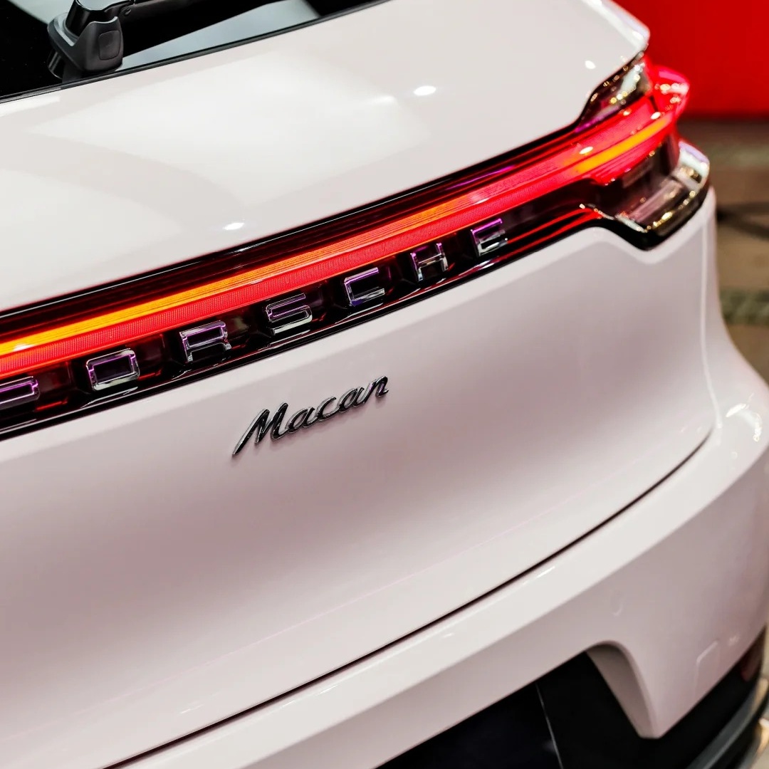 Gloss Metallic Macaron Peach Pink Car Vinyl Wrap review Macaron 02