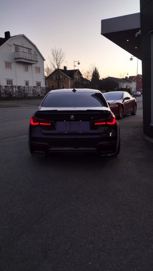 Gloss Metallic Midnight Purple Car Vinyl Wrap BMW  review sebbe_rosen