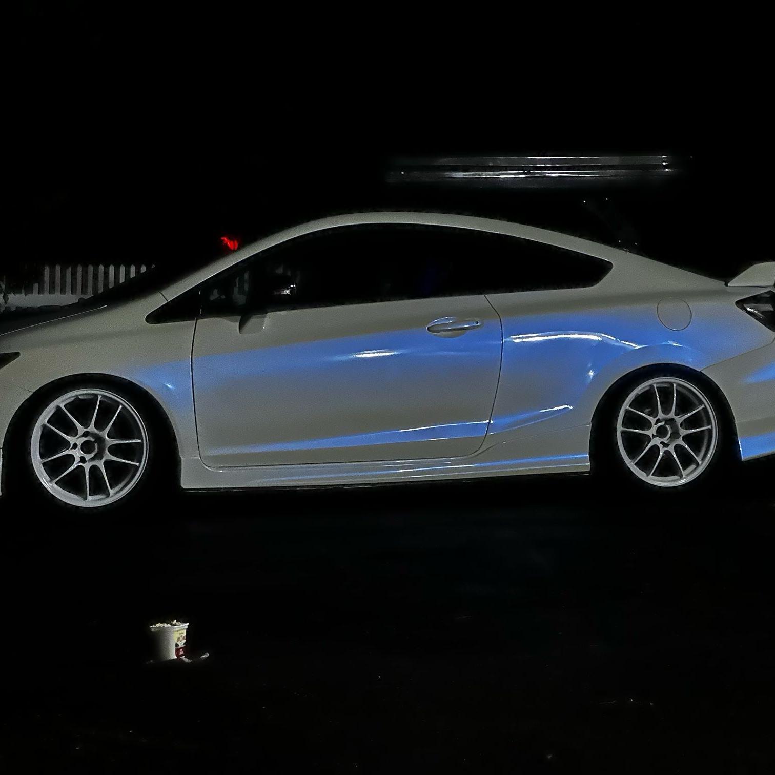 Gloss Metallic Chameleon Blue White Car Vinyl Wrap PET review Chameleon 01