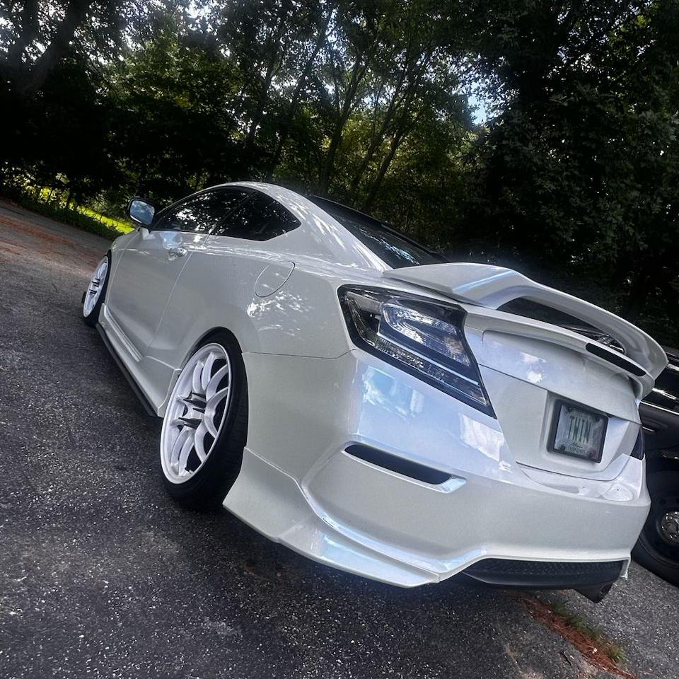 Gloss Metallic Chameleon Blue White Car Vinyl Wrap PET review Chameleon 06