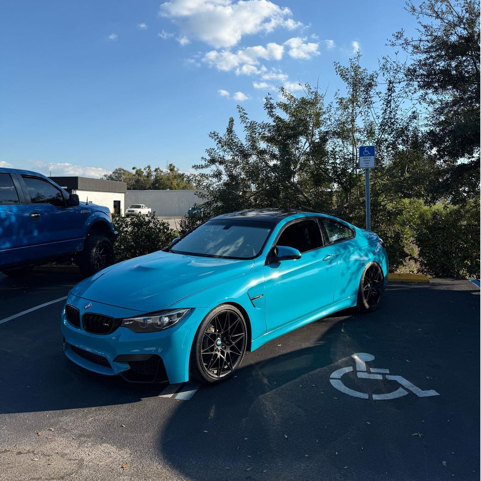 Gloss Miami Blue Car Vinyl Wrap Porsche PET review Miami 03