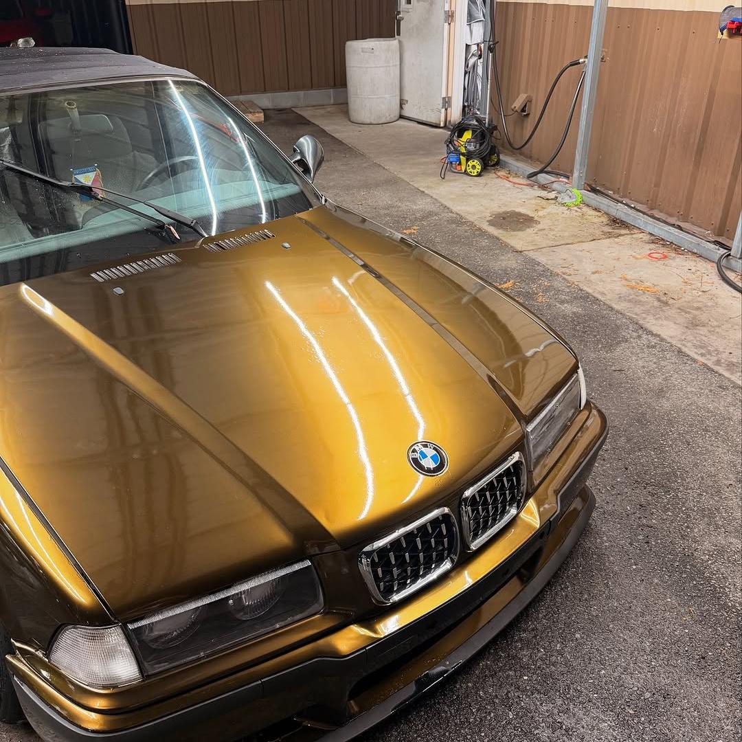 Gloss Metallic Midnight Gold Car Vinyl Wrap PET review fabled.tre 03