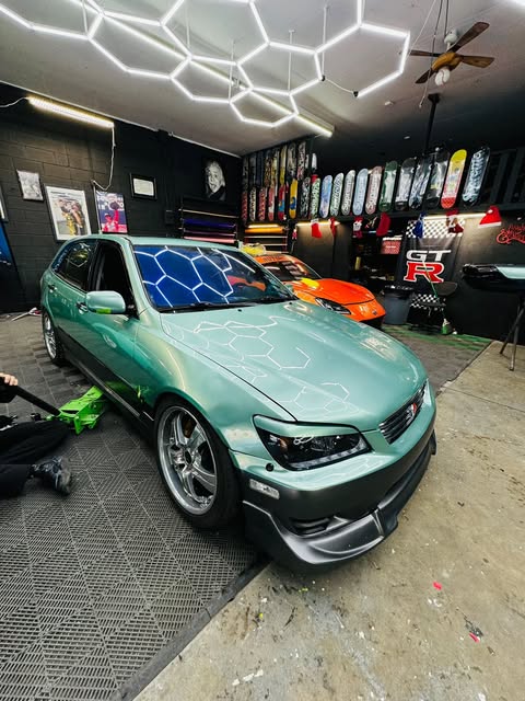 Gloss Metallic Francesca Green Car Vinyl Wrap Ferrari PET review auto 00