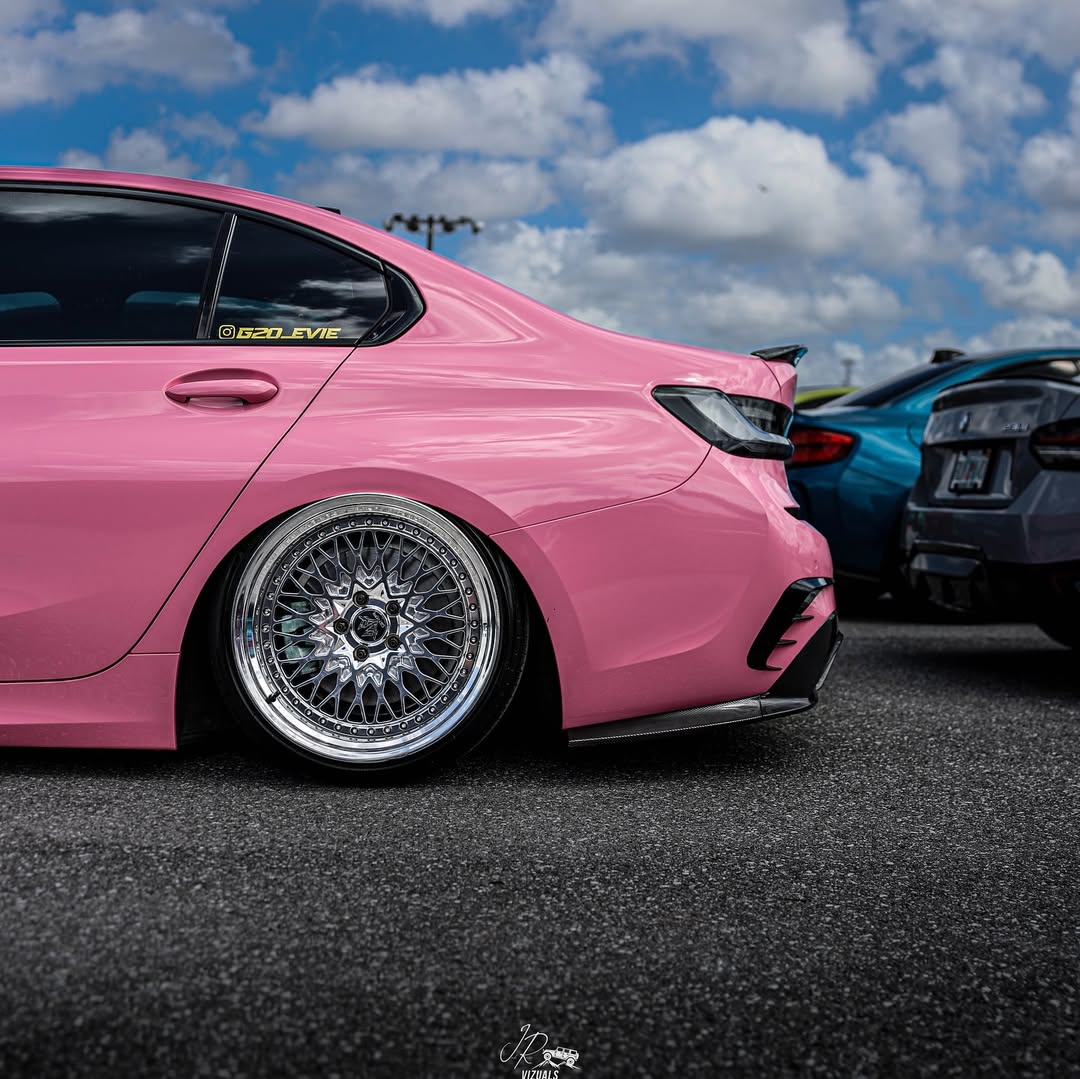 Gloss Crystal Light Pink Car Vinyl Wrap PET review g20_evie 01