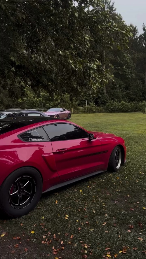 Gloss Metallic Passion Pink Car Vinyl Wrap Bentley GT PET review j.nniferrr 02