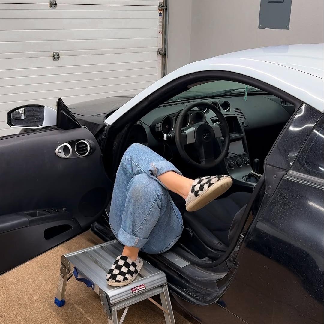 Gloss Metallic Sparkle Glitter White Car Vinyl Wrap Sale review jenlily 03