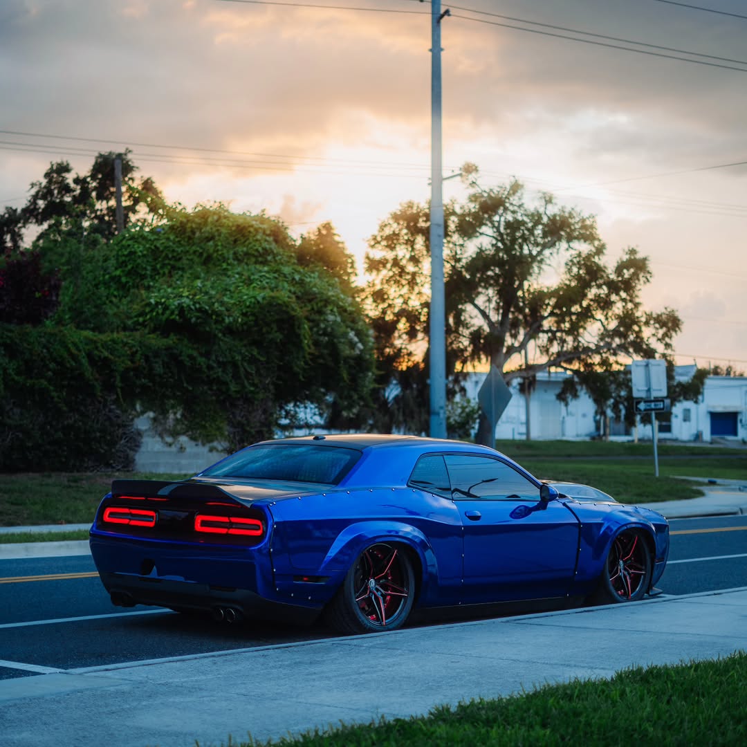 Gloss Metallic Blueberry Car Vinyl Wrap PET review carbon_sxt36 03