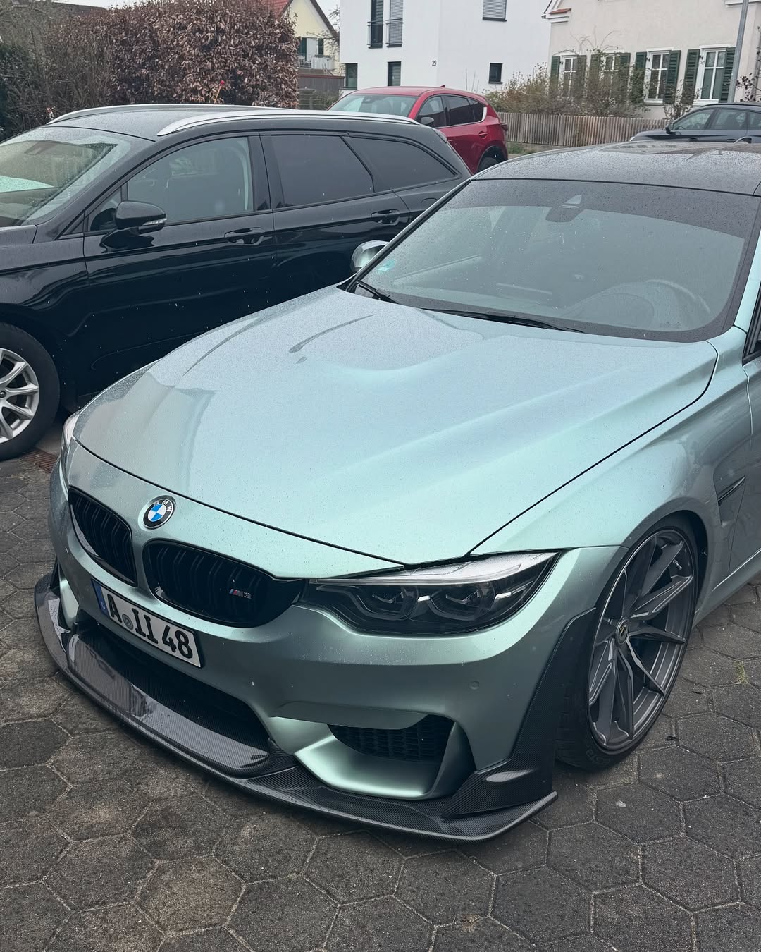 Gloss Metallic Hadlin Green Car Vinyl Wrap PET review _lenasophie_off 03