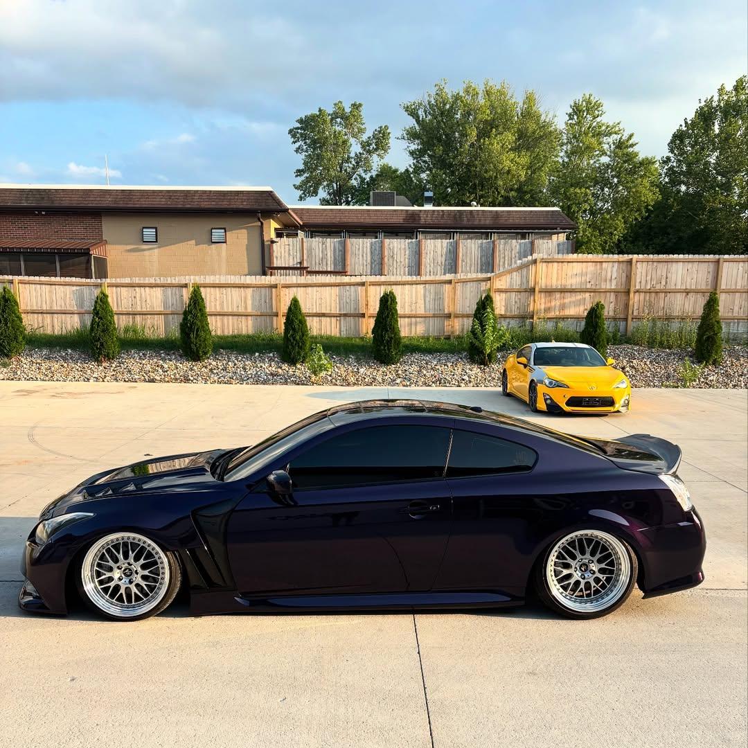 Gloss Metallic Ghost Midnight Purple Car Vinyl Wrap PET review midnight_ipl 04