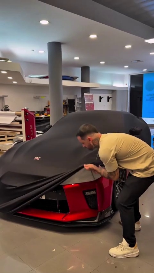 Ultra Glossy Metallic Vampire Red Car Vinyl Wrap BMW PET   review 