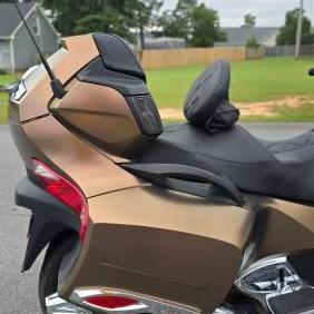 Satin Chrome Gold Brown Car Vinyl Wrap review mike.the.wrapper 05