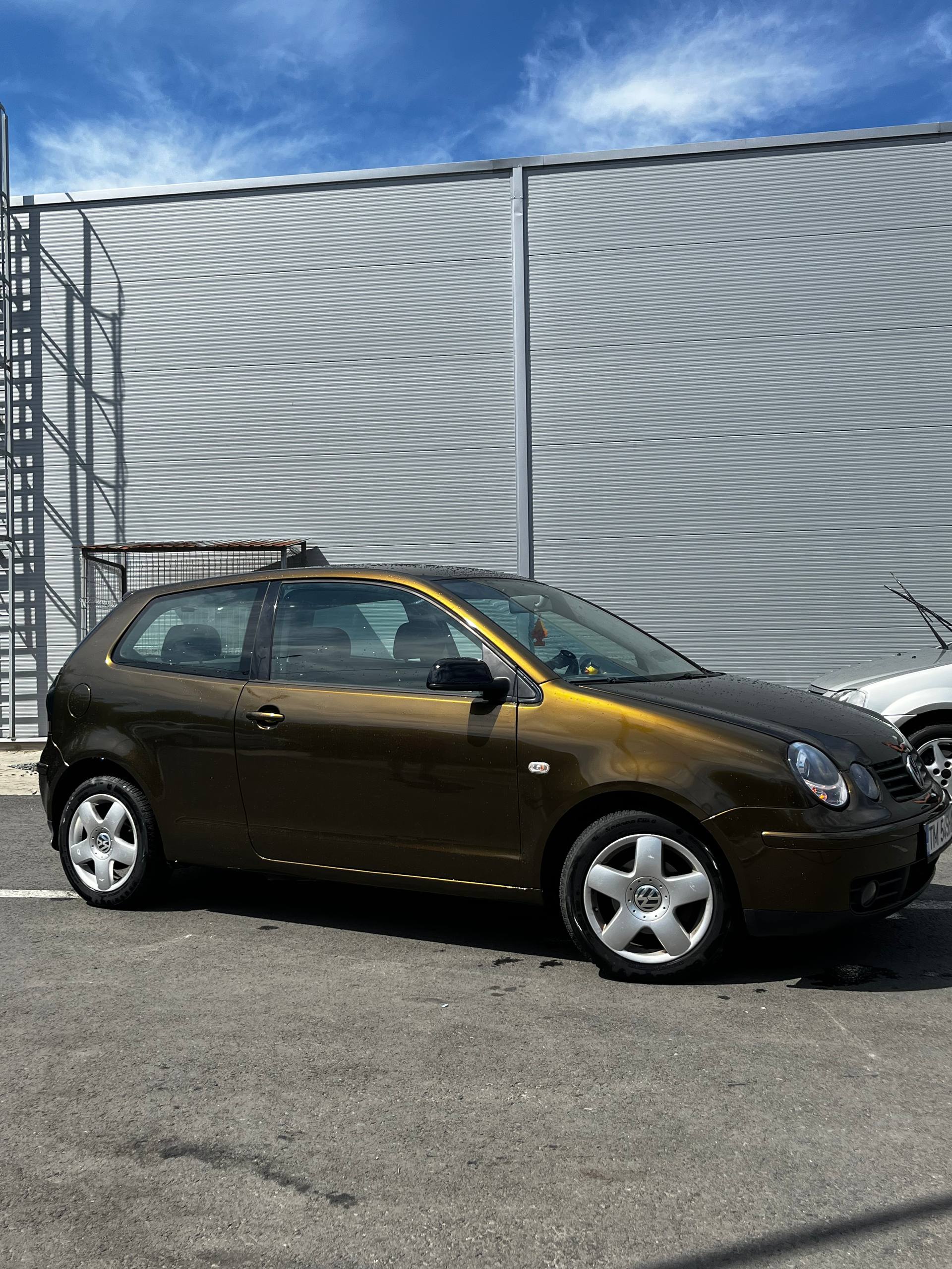 Gloss Metallic Midnight Gold Car Vinyl Wrap PET review Manly Man 03