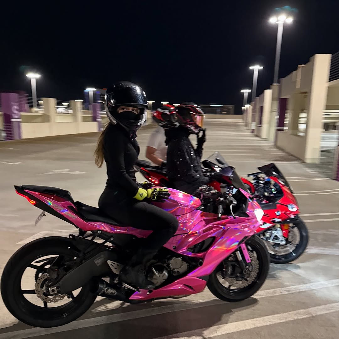 Gloss Pink Holographic Chrome Laser Car Vinyl Wrap Coupe BMW review kitysaki 00