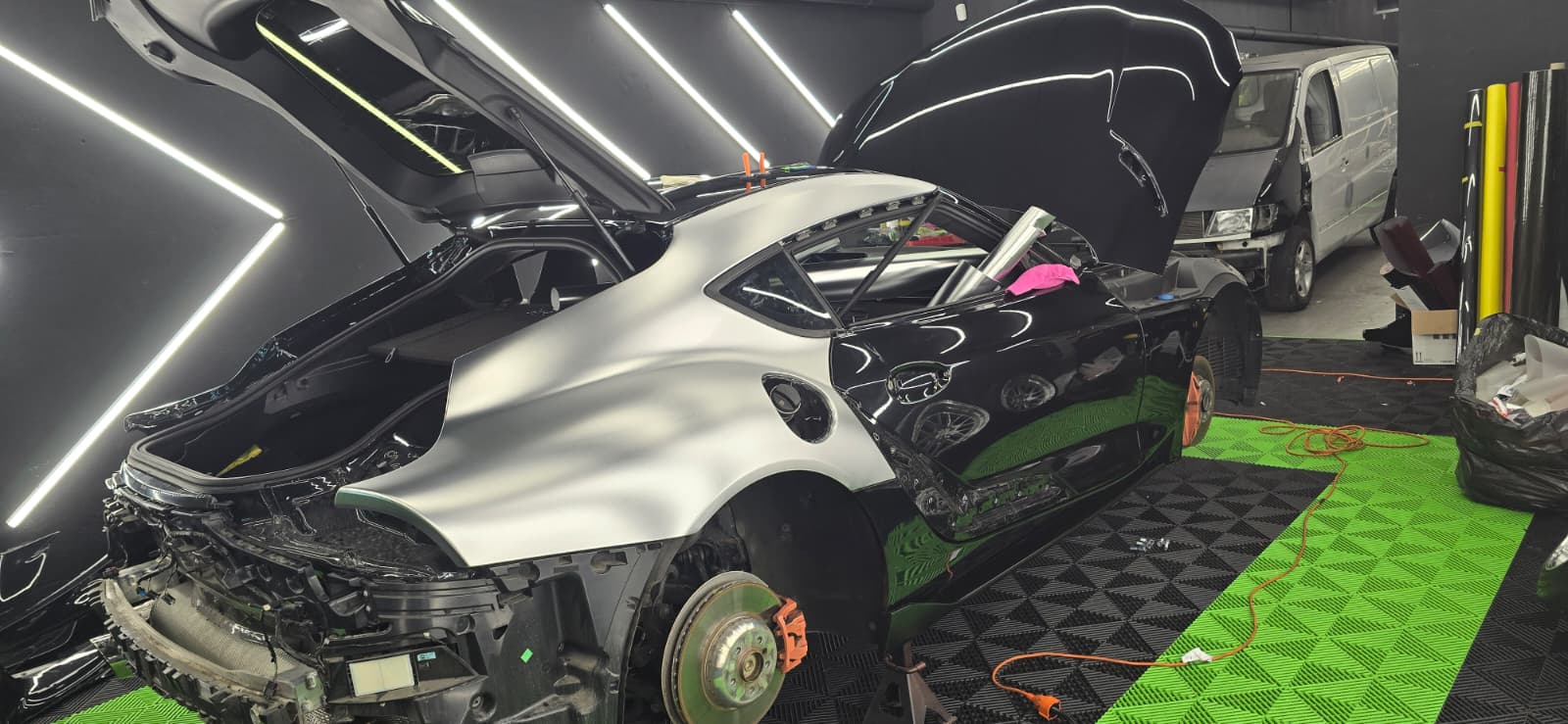 Satin Chrome Silver Car Vinyl Wrap review asd 01