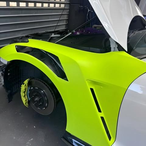 Matte Ultimate Flat Fluorescent Yellow Car Vinyl Wrap PET review matthieuhmd 01