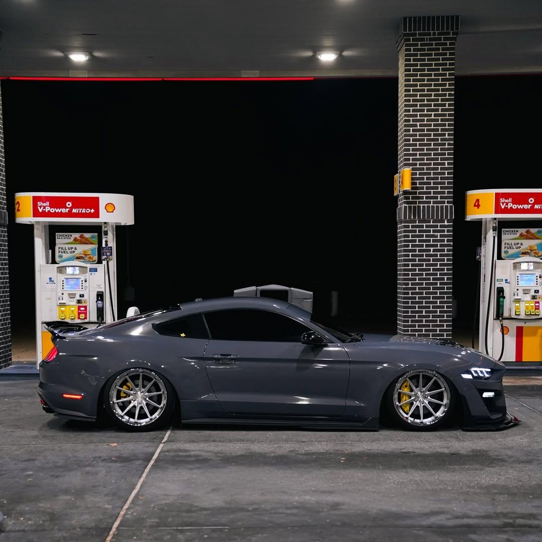 Gloss Metallic Tourmaline Grey Car Vinyl Wrap PET review 1