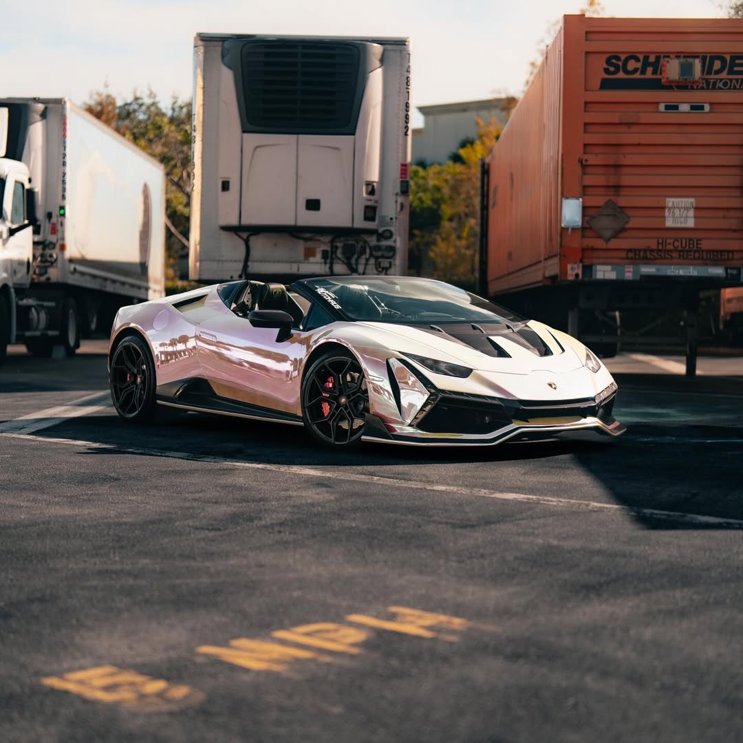 Gloss Rainbow Chrome Holographic Pink Car Vinyl Wrap review 4