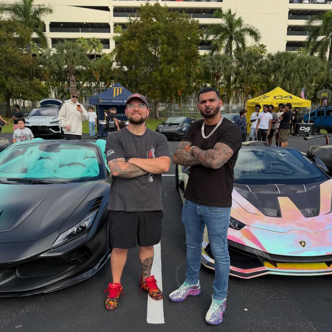 Gloss Rainbow Chrome Holographic Pink Car Vinyl Wrap review 0