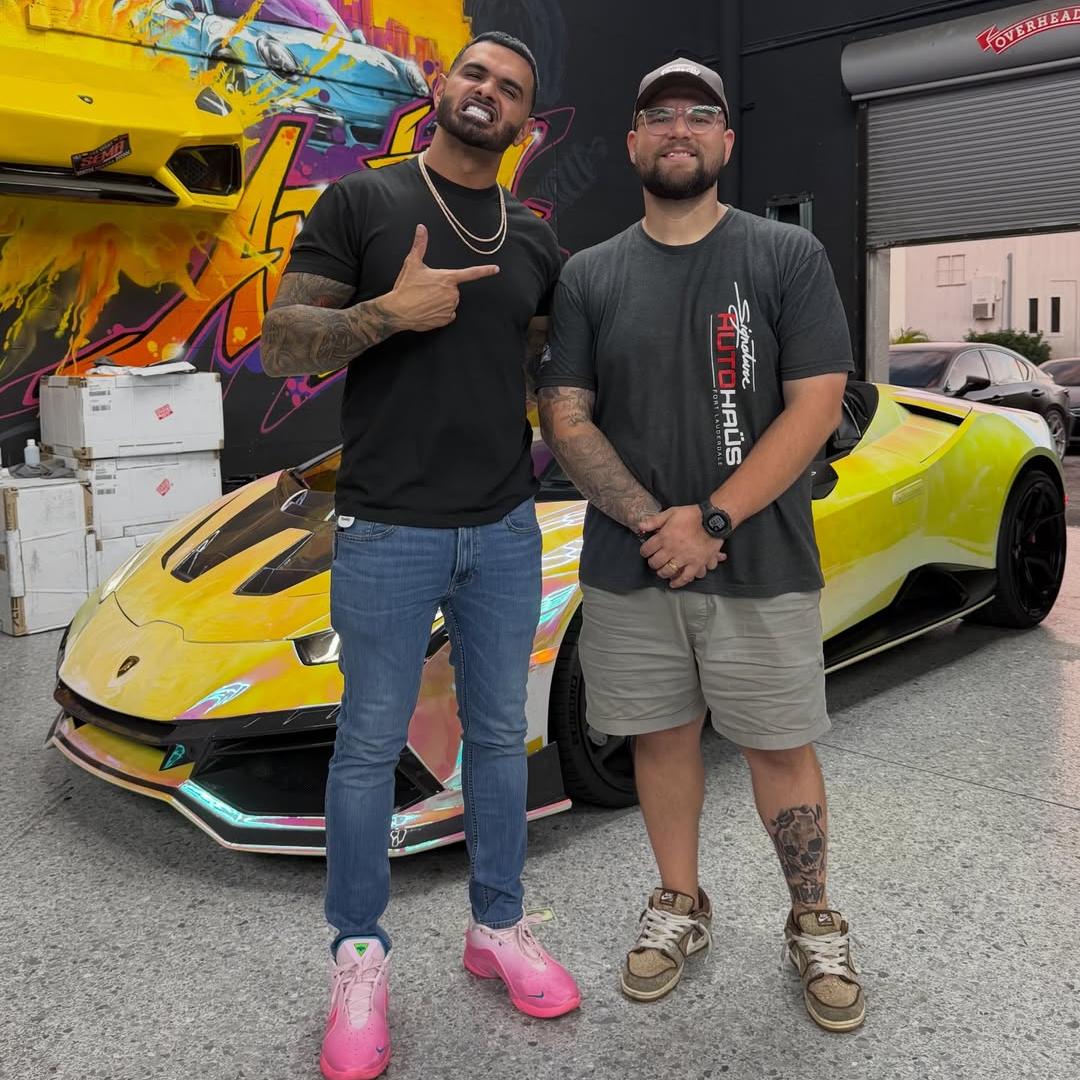 Gloss Rainbow Chrome Holographic Pink Car Vinyl Wrap review 1