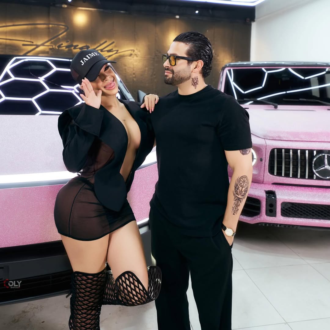 Matte Diamond Glitter Pink Car Vinyl Wrap review 0