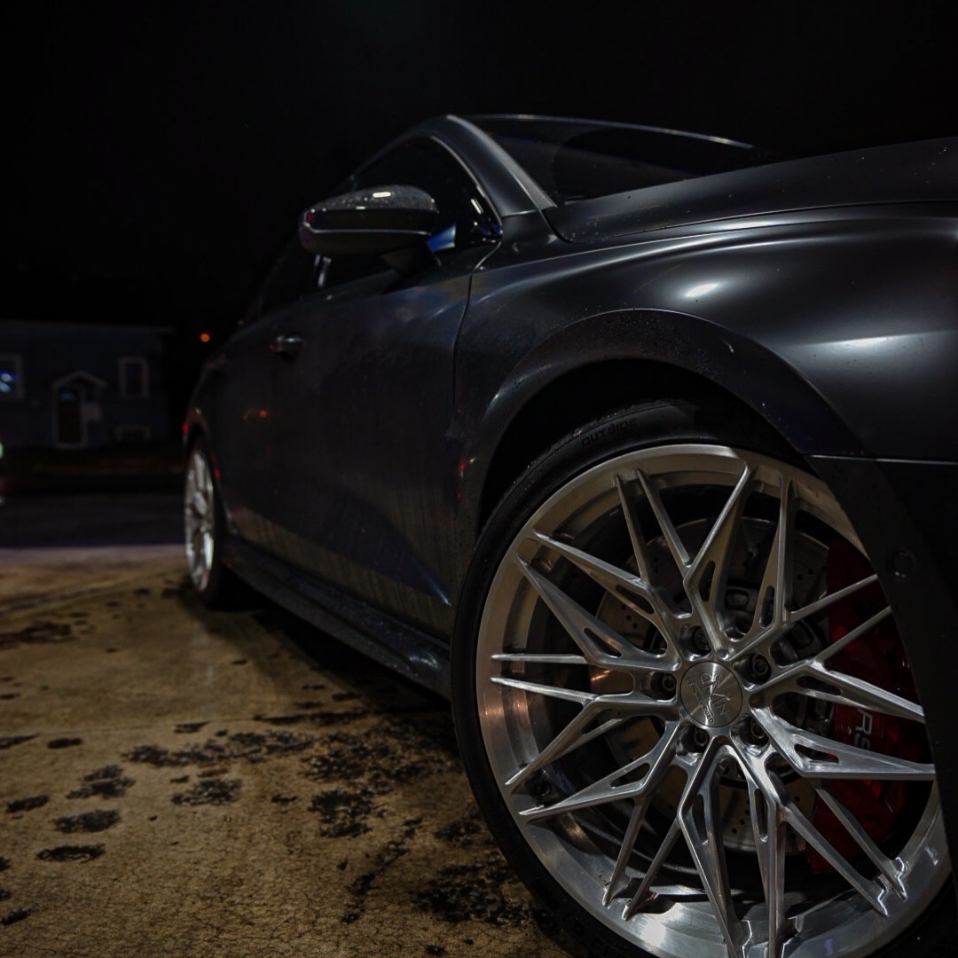 Matte Satin Black Ceramic Black Car Vinyl Wrap BMW  PET  review AlukoVinylDesign 04