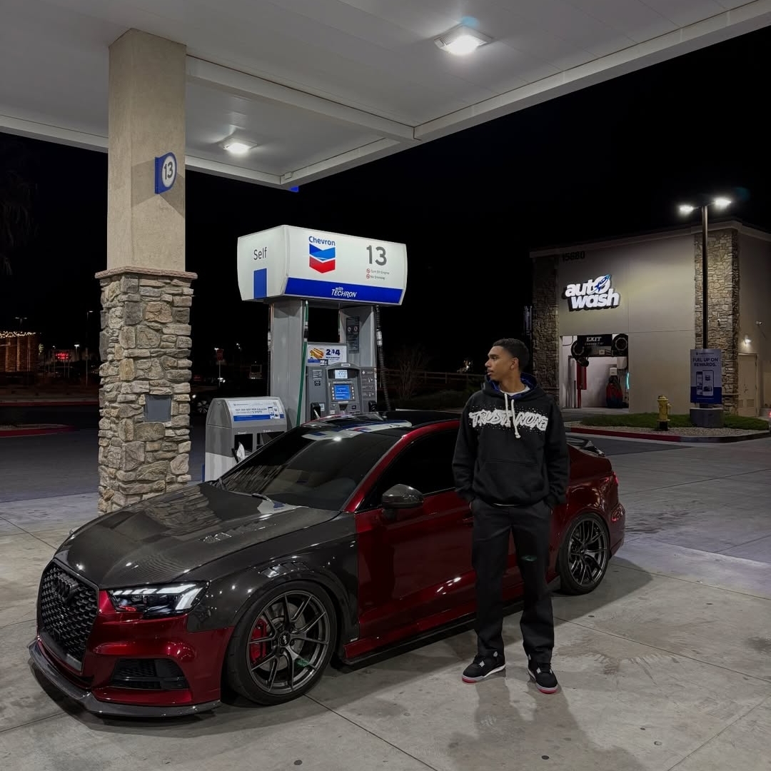 Ultra Glossy Liquid Dragon Red Car Vinyl Wrap PET review AlukoVinylDesign 00