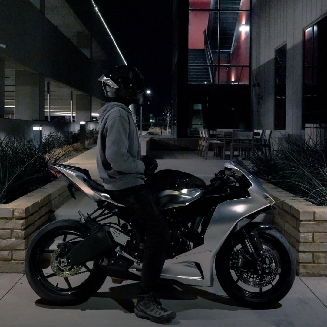 Matte Satin Chrome Silver Car Vinyl Wrap  review itscarbon6r 01