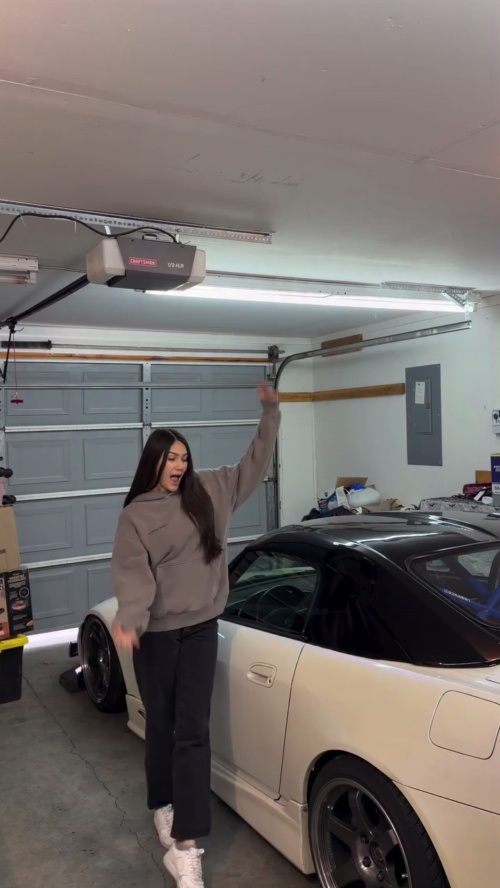 Gloss Metallic Tanzanite Blue Car Vinyl Wrap PET reviewed by