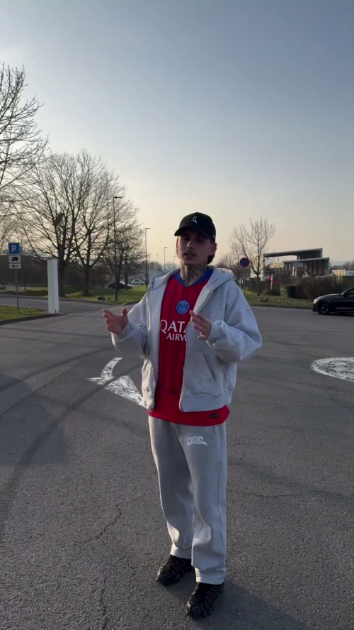 Gloss Self Healing Black Car Vinyl Wrap PET  reviewed by