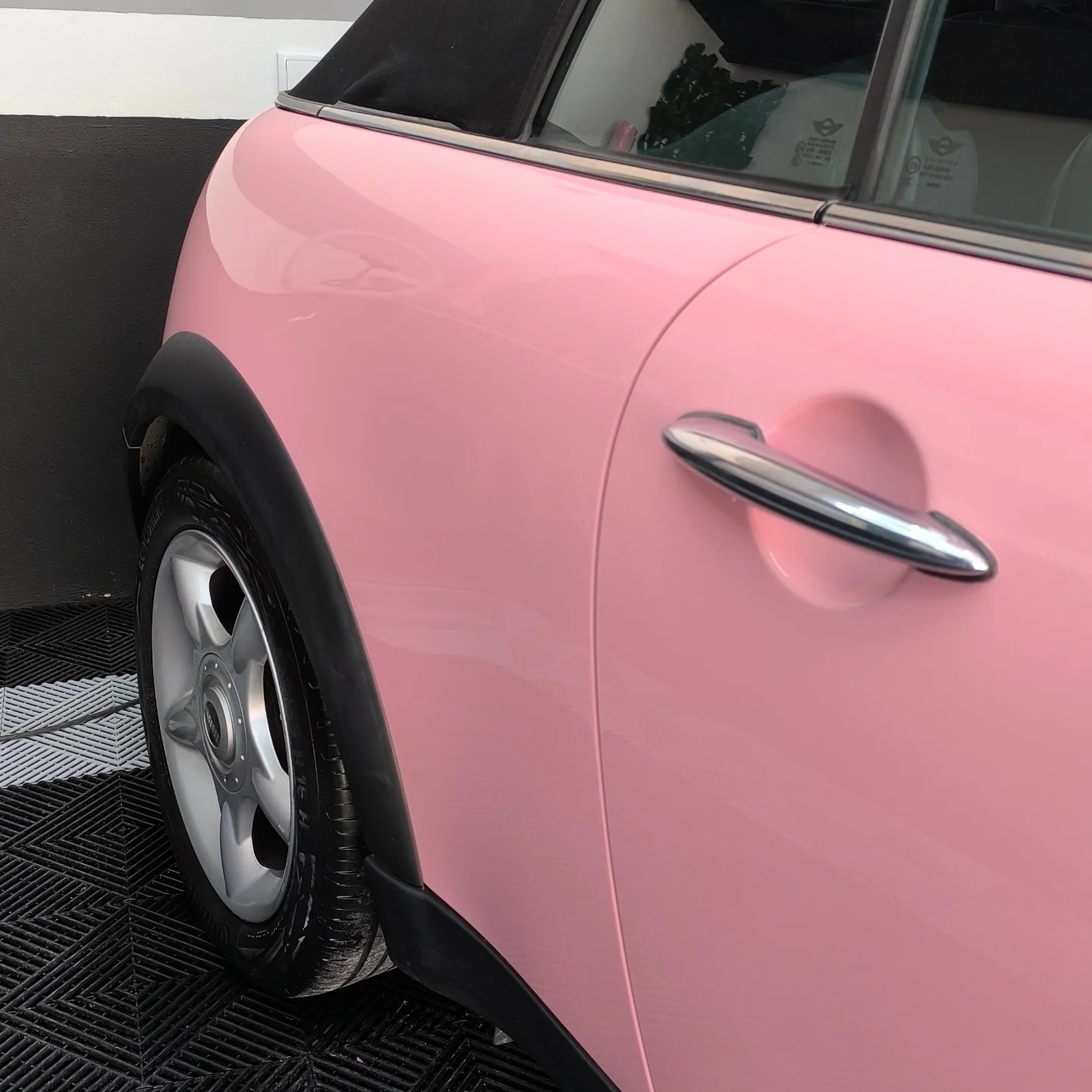 Gloss Crystal Peach Pink Car Vinyl Wrap PET review 5