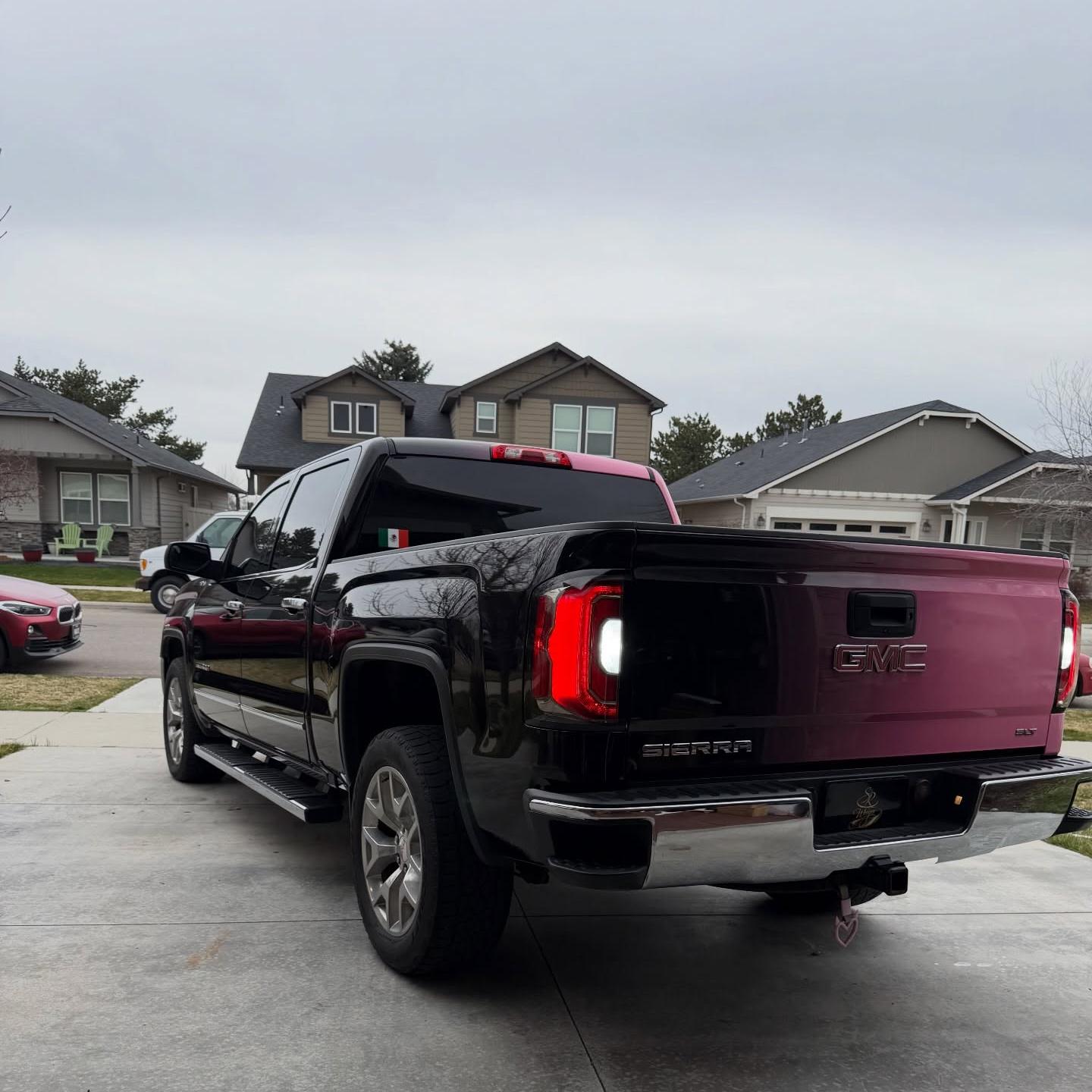 ALUKOVINYL Pink to Black Gradient Custom Printed Vinyl Wrap  review 2