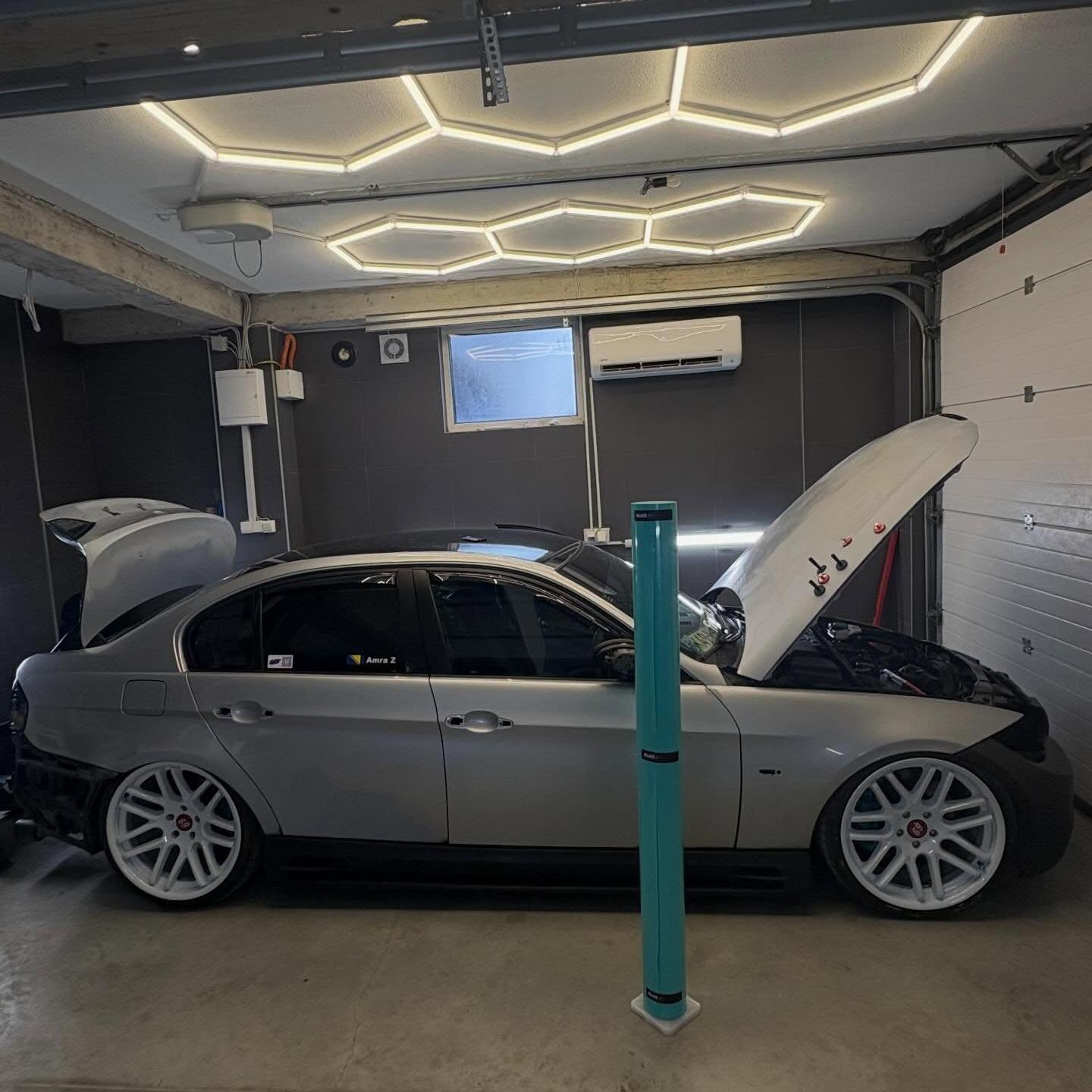 Gloss Sparkle Glitter Tiffany Blue Car Vinyl Wrap review 0