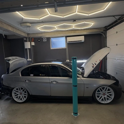 Gloss Sparkle Glitter Tiffany Blue Car Vinyl Wrap reviewed by