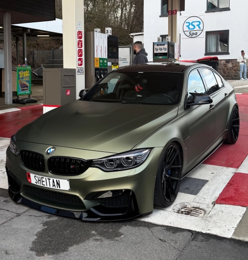 Matte Metallic Lighting Green Car Vinyl Wrap PET reviewed by