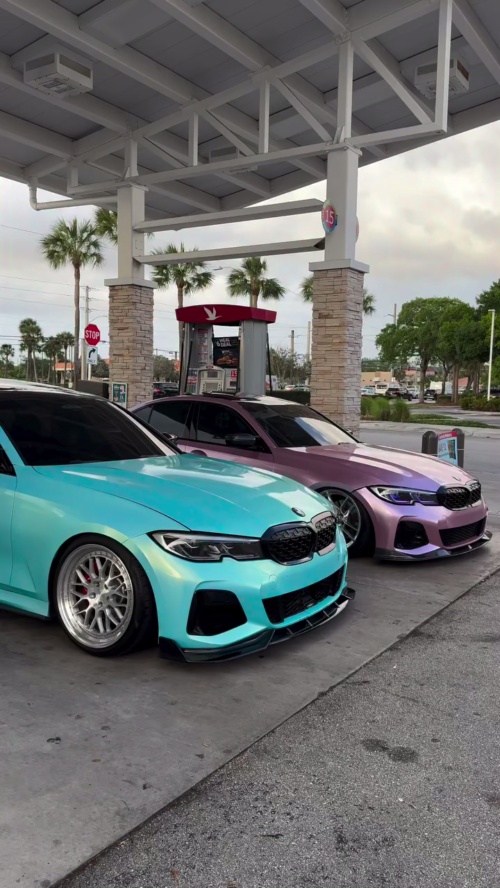 Gloss Metallic Neon Ice Blue Car Vinyl Wrap reviewed by