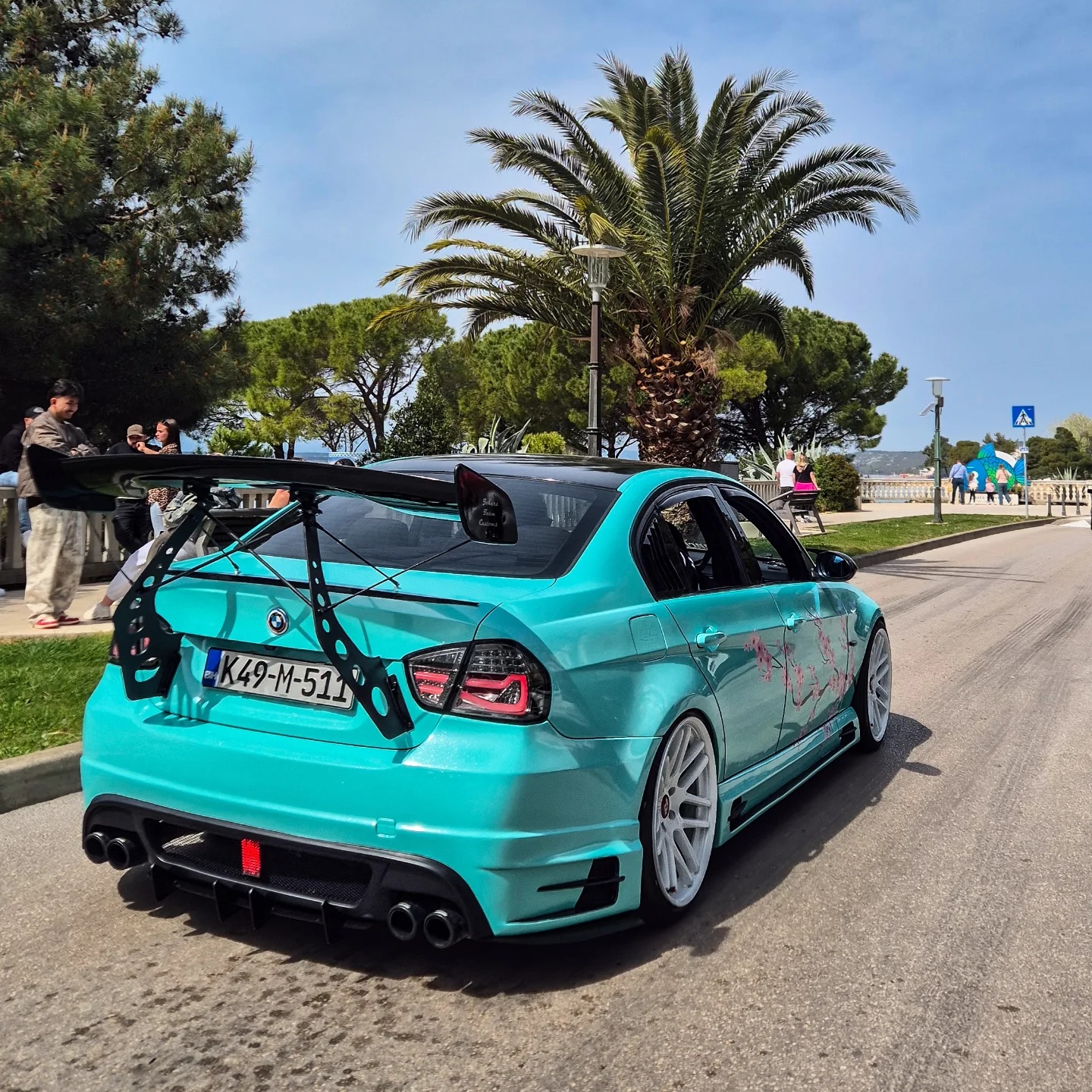 Gloss Sparkle Glitter Tiffany Blue Car Vinyl Wrap review Andrez Hernandez 02