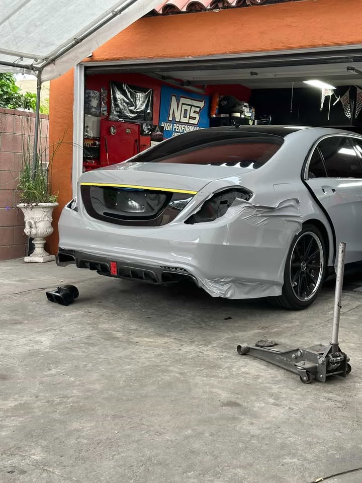 Gloss Light Nardo Grey Car Vinyl Wrap PET review w222_merc 01