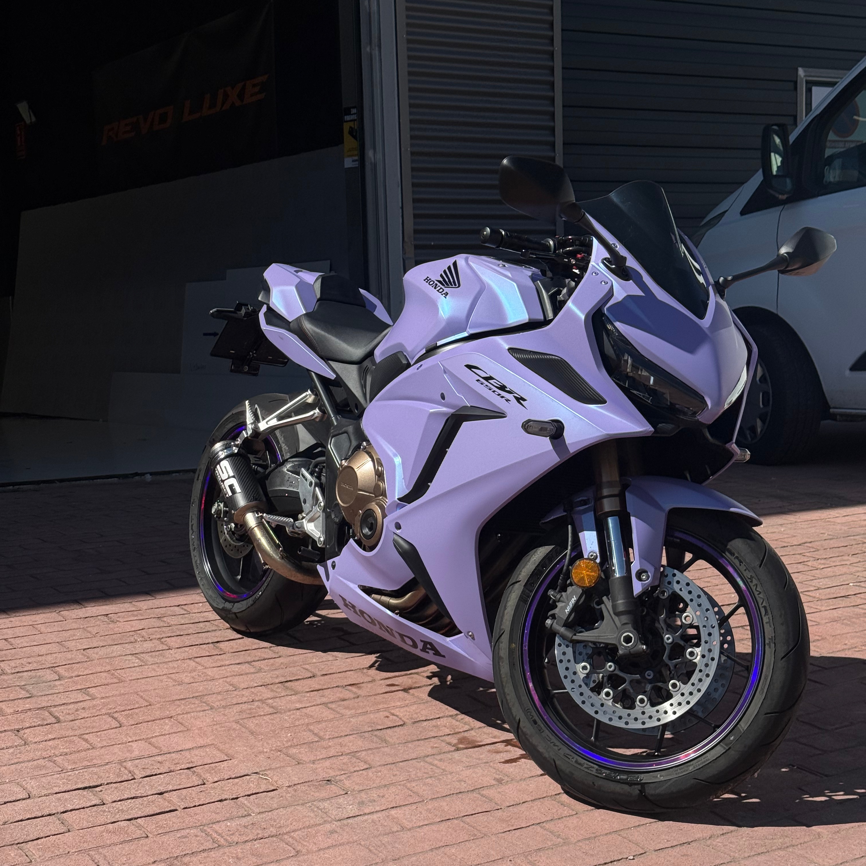 Matte Chameleon Glacial Frost Purple Car Vinyl Wrap PET review Alejandro Cecilia 01