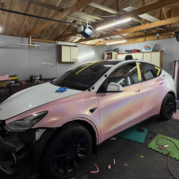 Gloss Metallic Rainbow Laser Light Pink Car Vinyl Wrap review escalantewraps 02