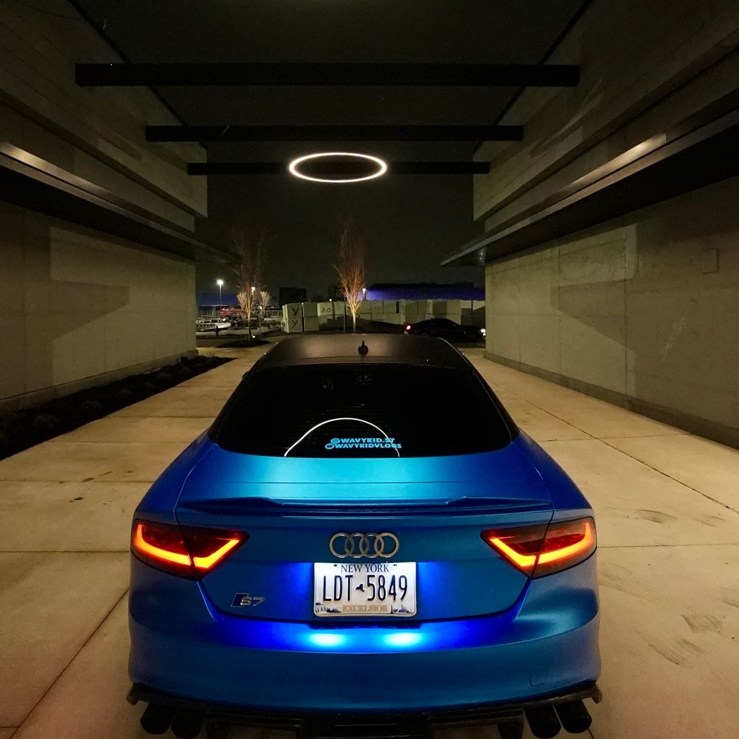 Matte Metallic Diamond Azure Blue Car Vinyl Wrap PET review 3