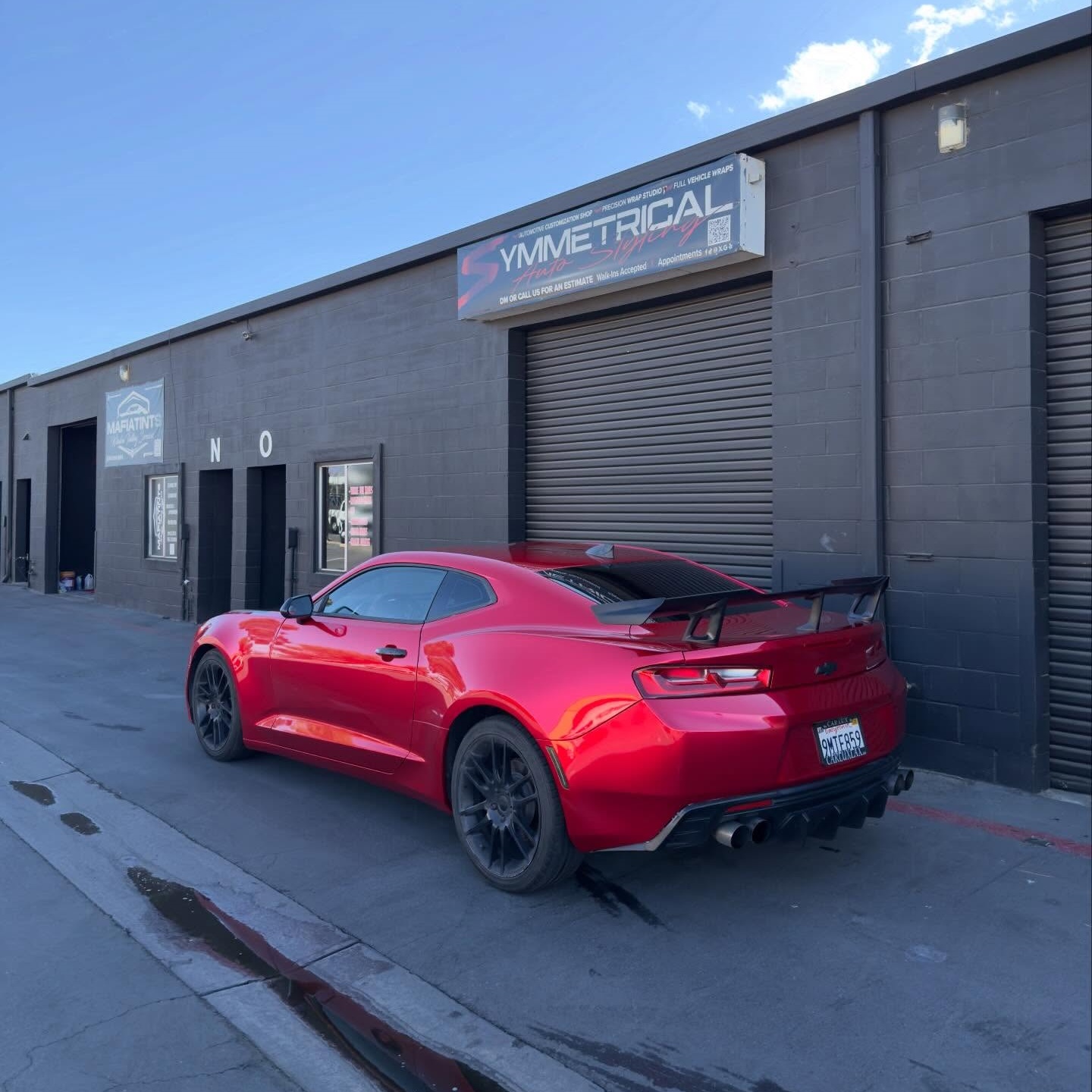 Ultra Glossy Metallic Vampire Red Car Vinyl Wrap BMW PET   review Vampire 02