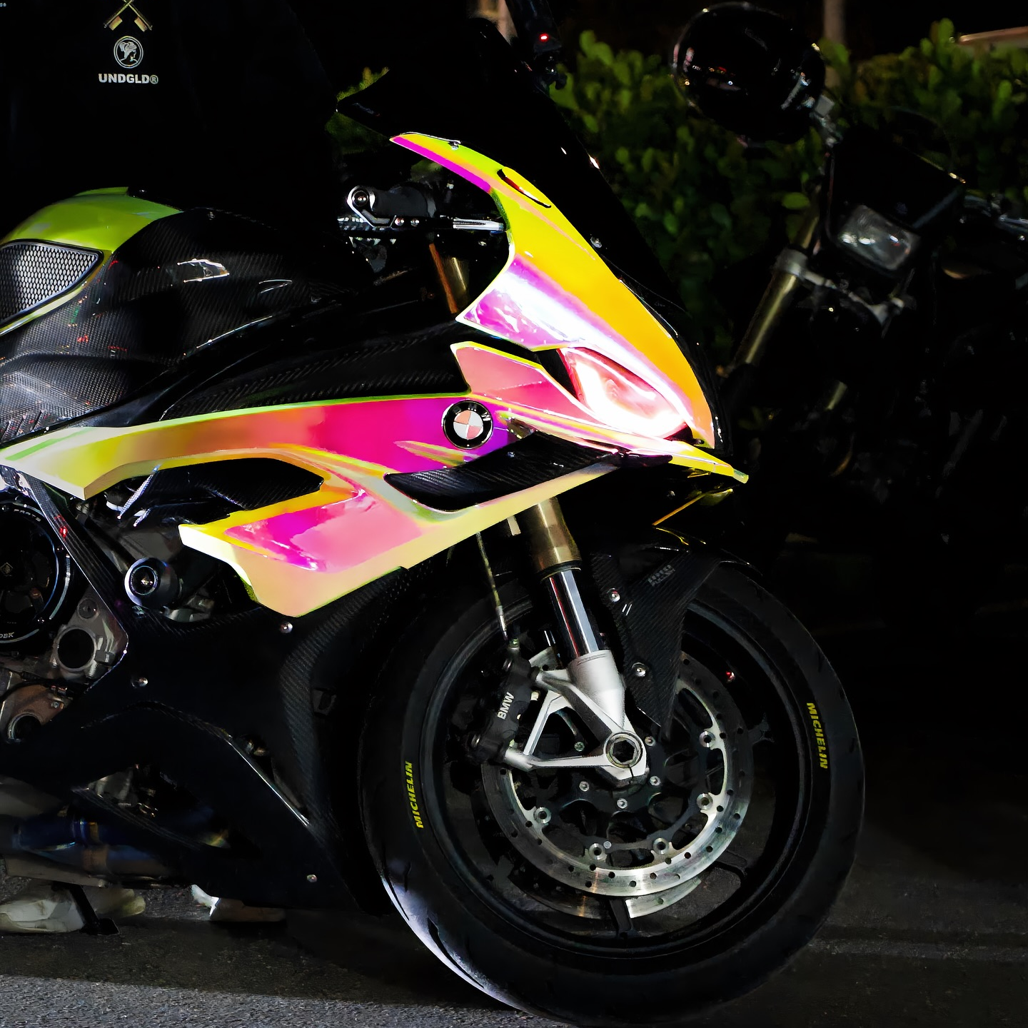 Gloss Rainbow Chrome Holographic Pink Car Vinyl Wrap review 0