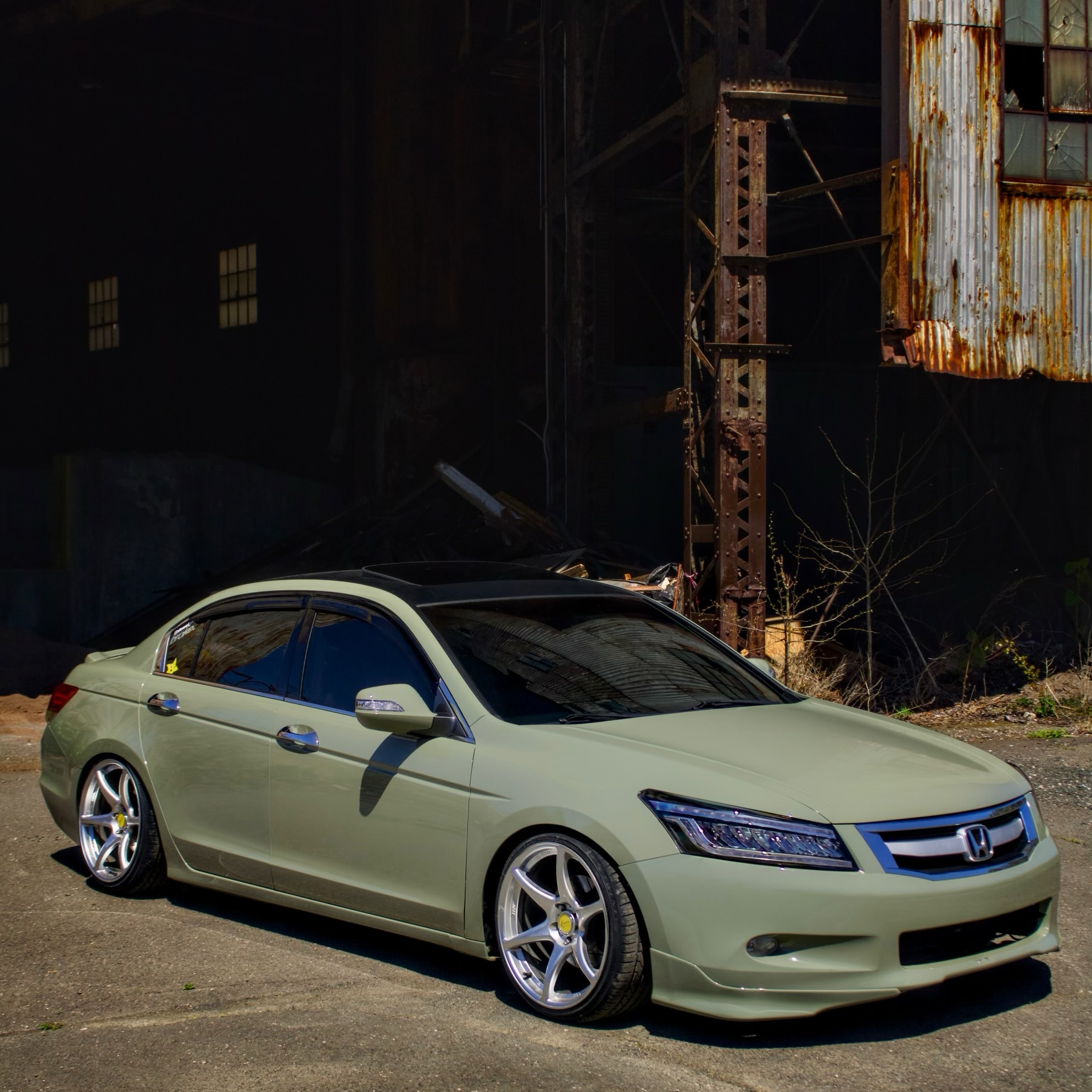 Gloss Light Khaki Green Car Vinyl Wrap review 4